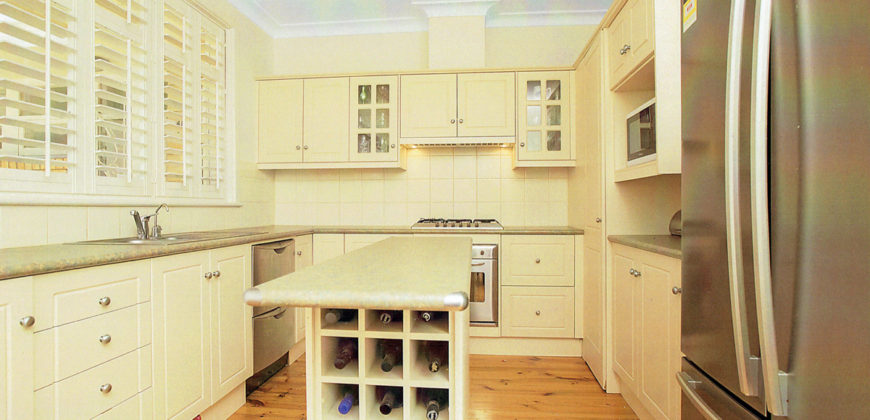 338 Kensington Road, ERINDALE